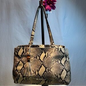 Elaine Turner Black and Cream Snakeskin Shoulder Bag